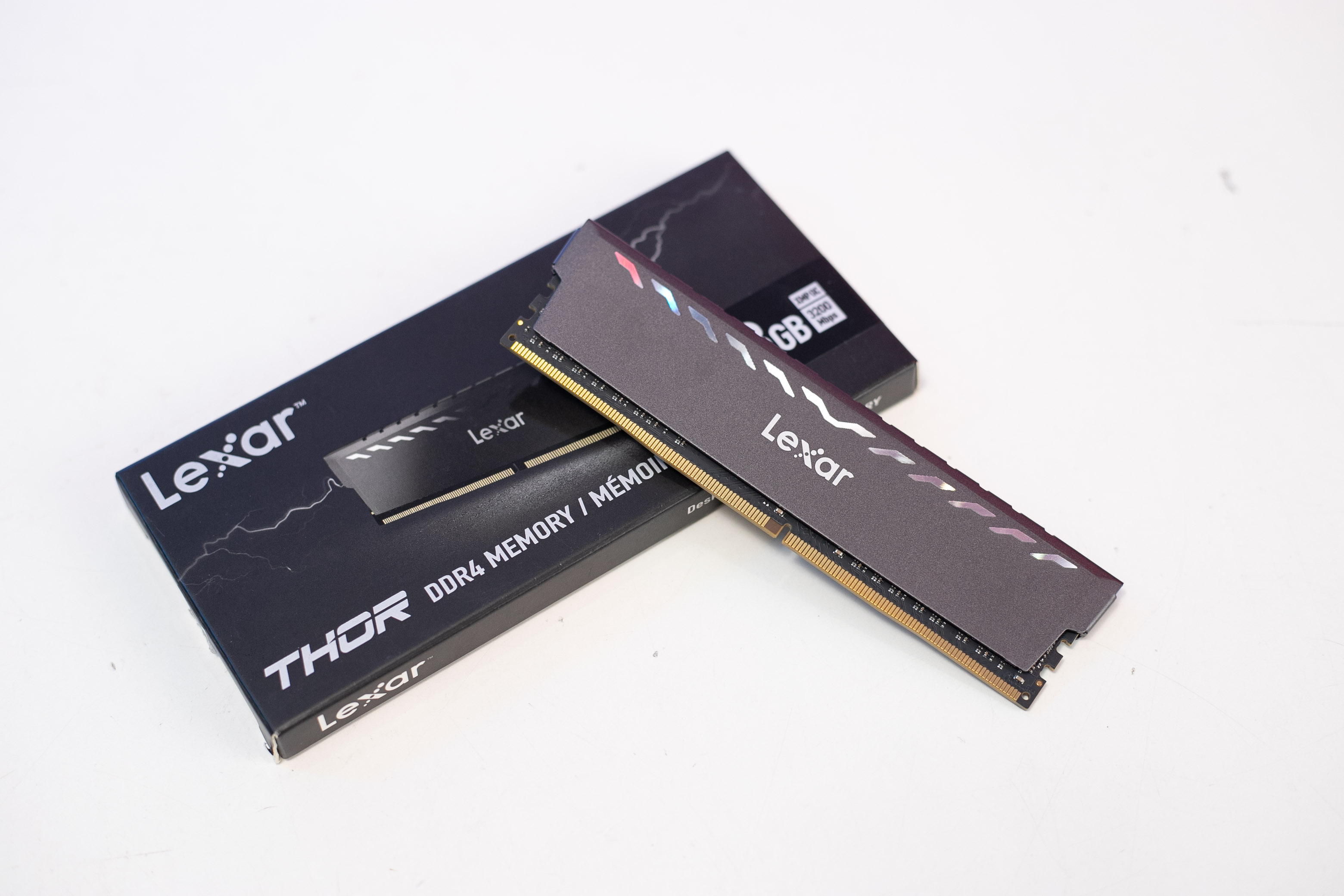 Ram Desktop Lexar (LD4BU008G1-R3200GSXG) 8GB (1x8GB) DDR4 3200Mhz