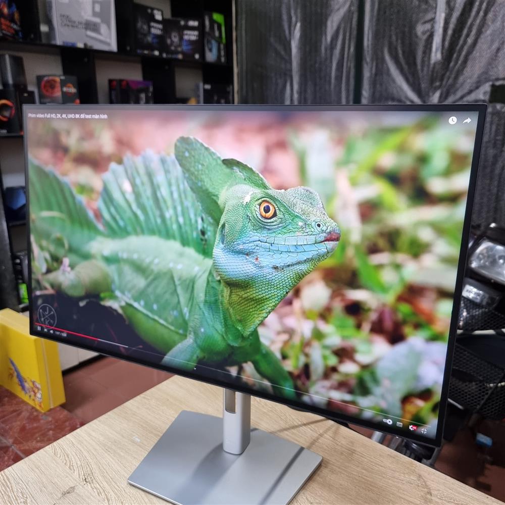 Màn hình Dell UltraSharp U2723QE 27 inch 4K/IPS/60Hz/5ms/RJ45/USB C