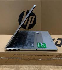Laptop HP Pavilion 15-eg2088TU 7C0R0PA (i7 1260P/ 16GB/ 512GB SSD/15.6 inch FHD/Win11/ Gold/ Vỏ nhôm)